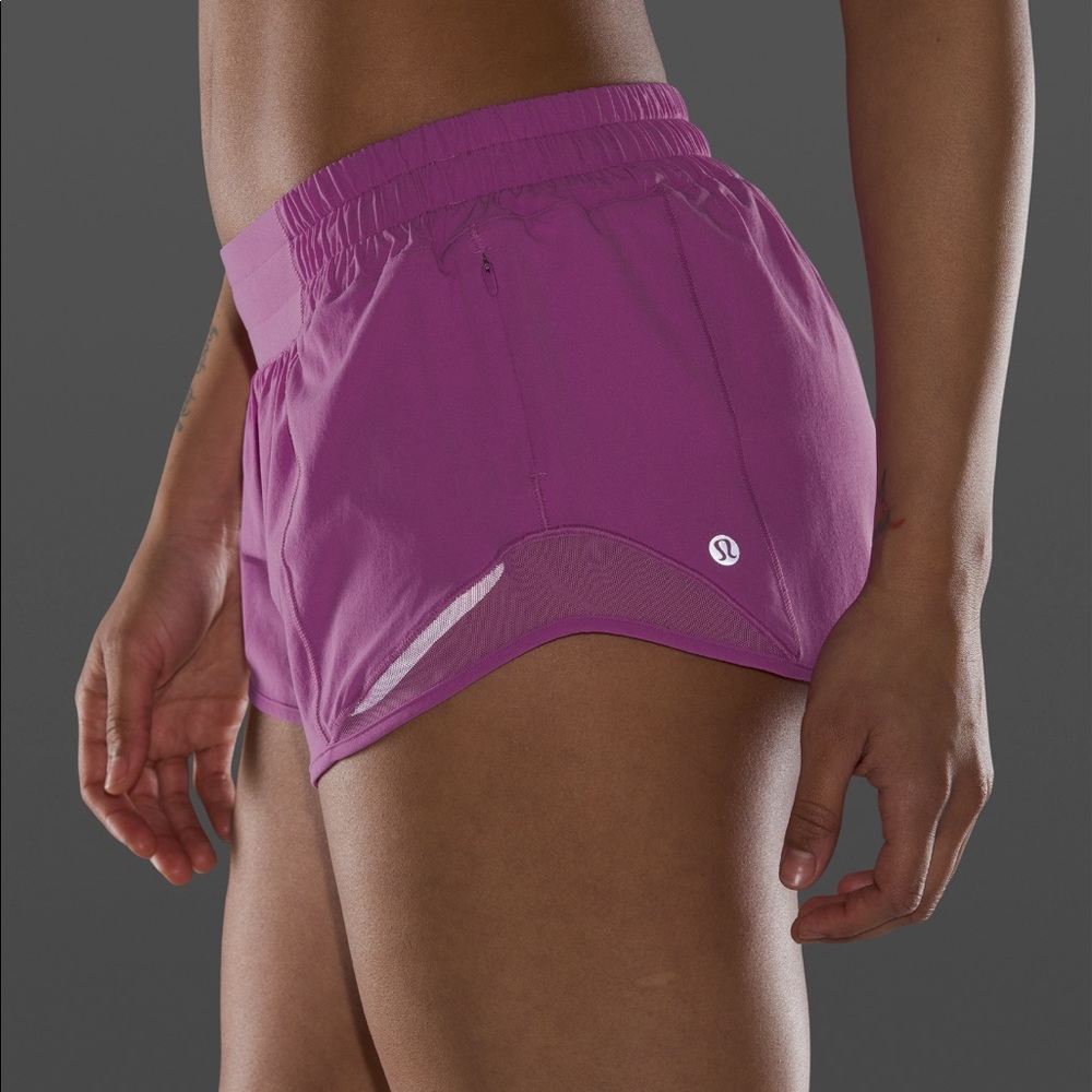 Lululemon Hotty Hot Short - Picture 6 of 7